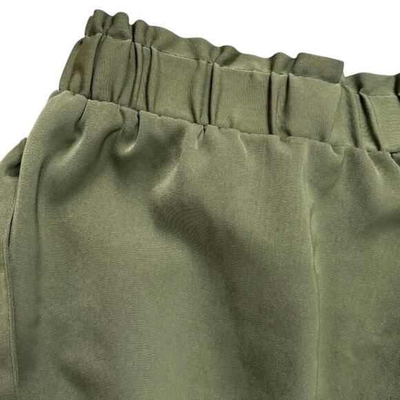 Stradivarius Lightweight Olive Green Tie-Front Dress Pants with Elastic Waist - Picture 2 of 6
